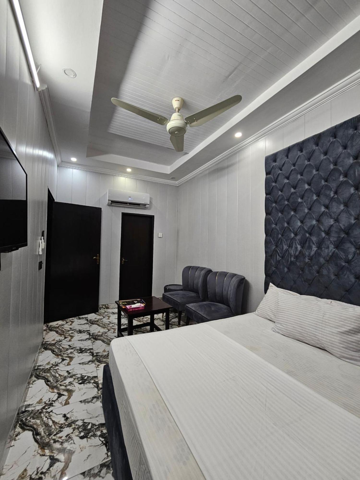 Hotel Tulip Inn, Gulberg Lahore Eksteriør bilde