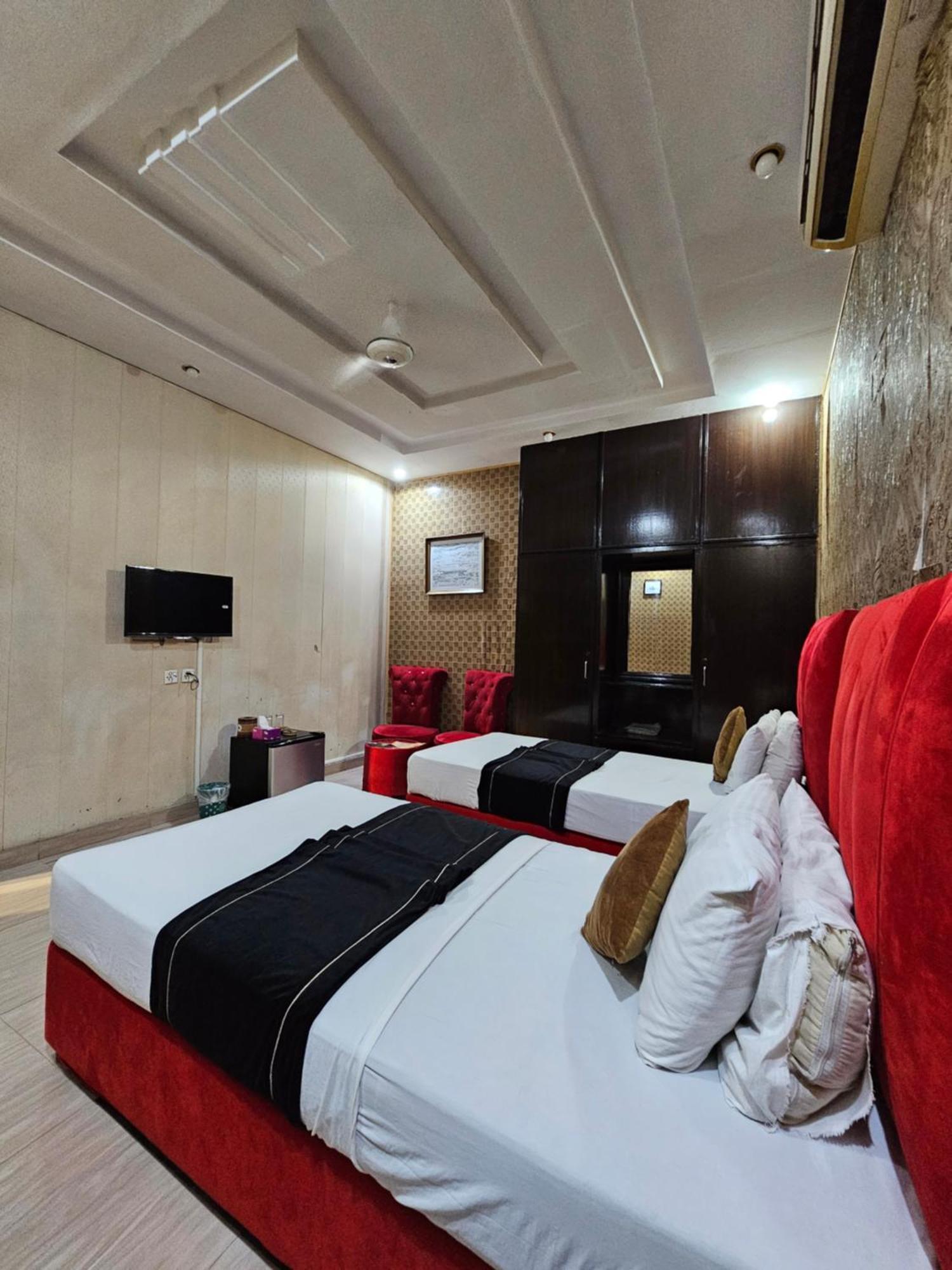 Hotel Tulip Inn, Gulberg Lahore Eksteriør bilde