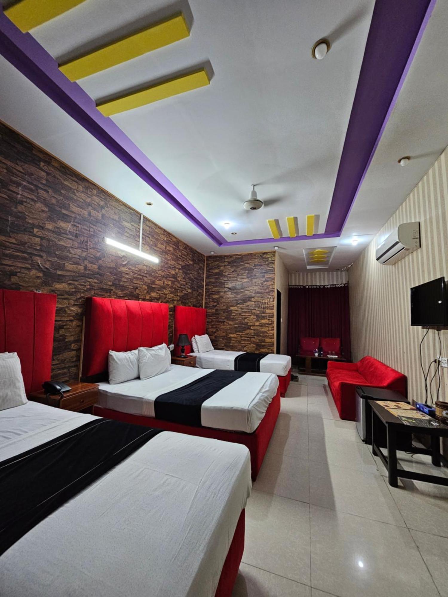 Hotel Tulip Inn, Gulberg Lahore Eksteriør bilde