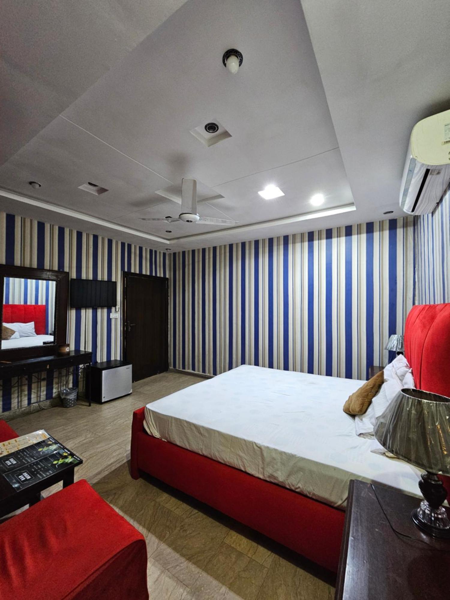 Hotel Tulip Inn, Gulberg Lahore Rom bilde