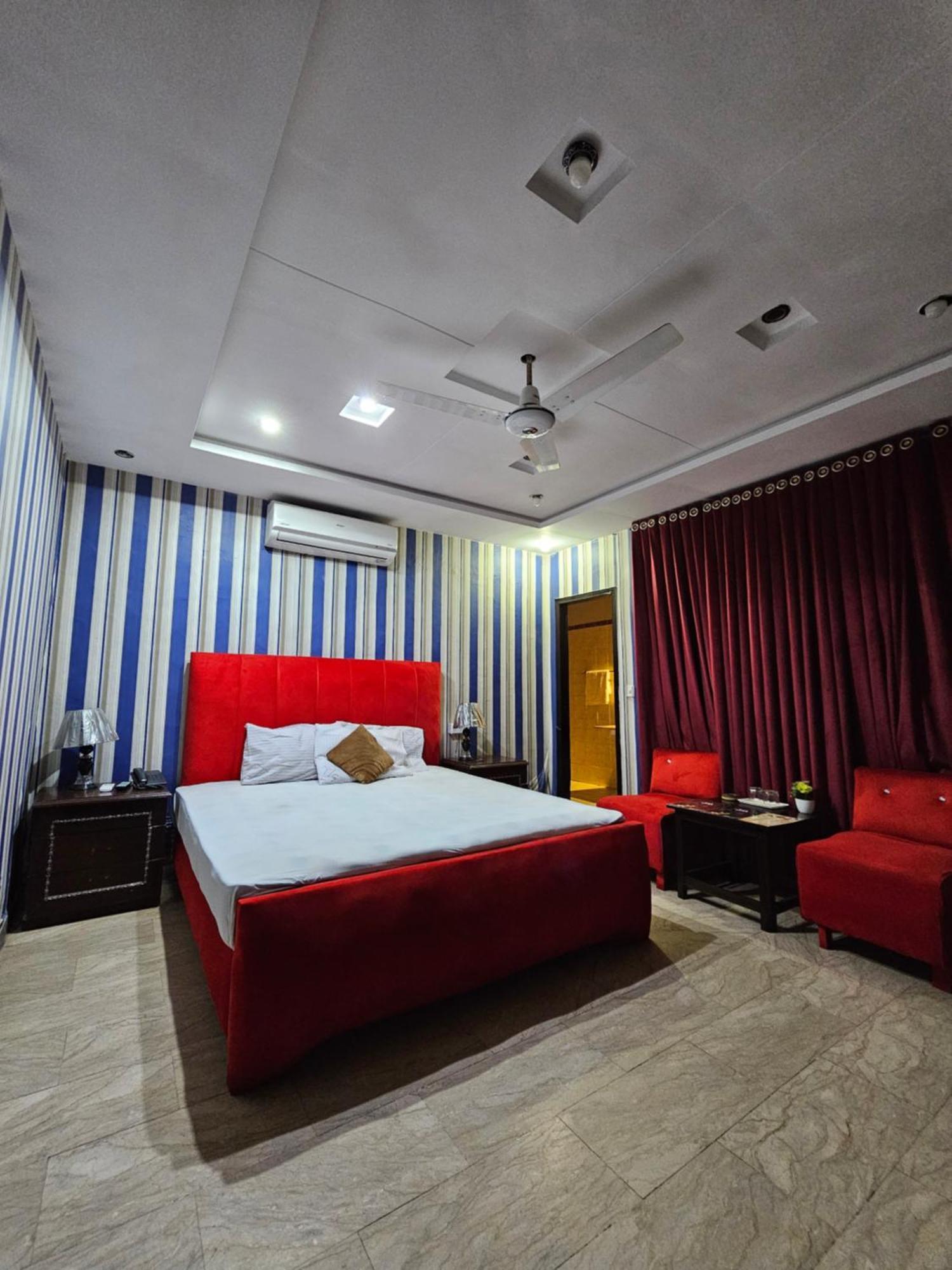 Hotel Tulip Inn, Gulberg Lahore Eksteriør bilde