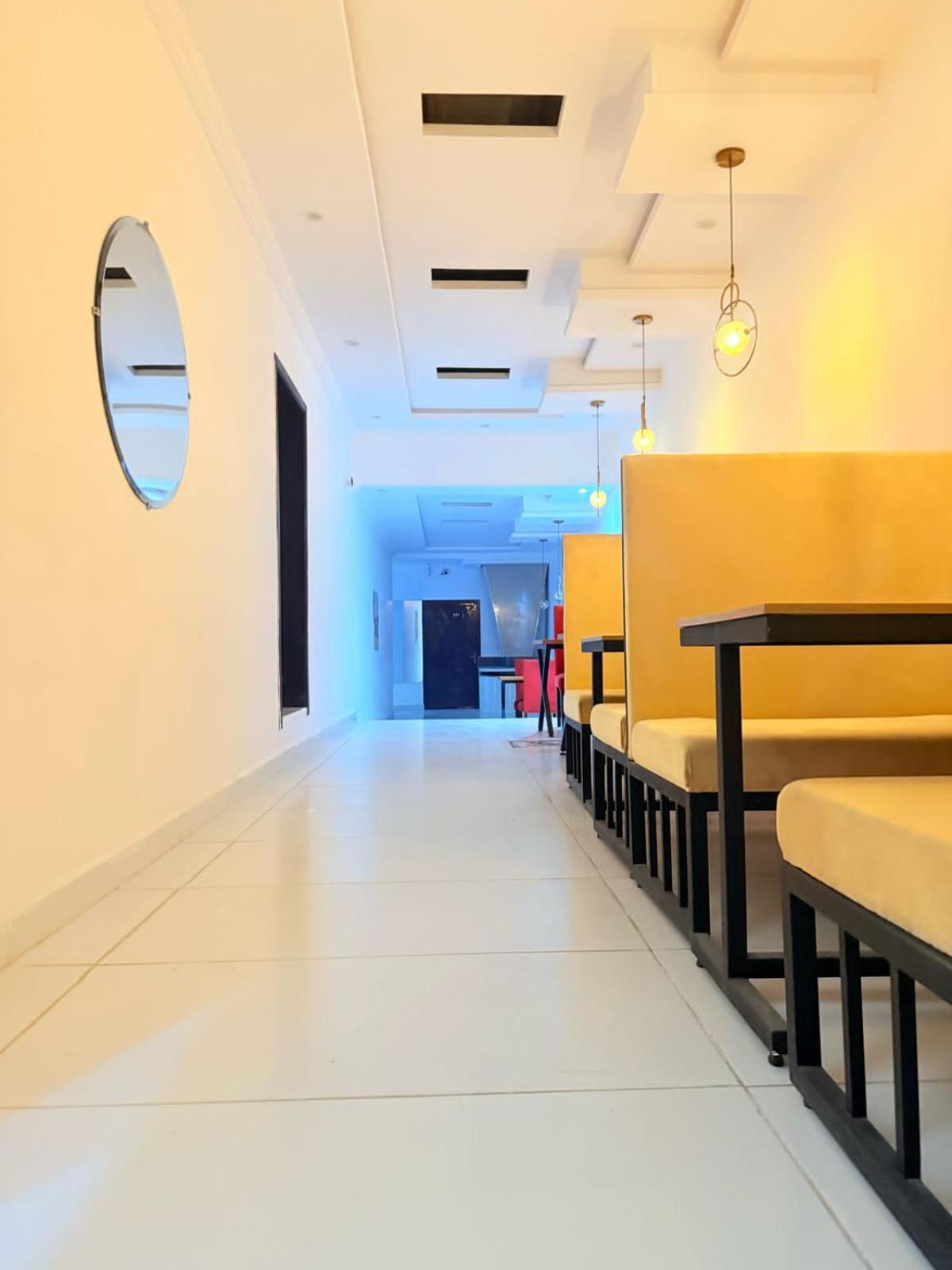 Hotel Tulip Inn, Gulberg Lahore Eksteriør bilde