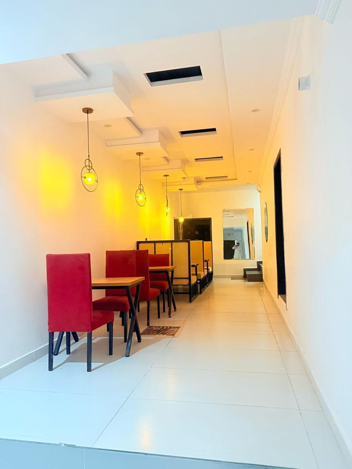 Hotel Tulip Inn, Gulberg Lahore Eksteriør bilde